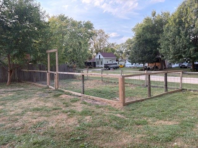 206 N Monroe Street, Prairie City, IA 50228