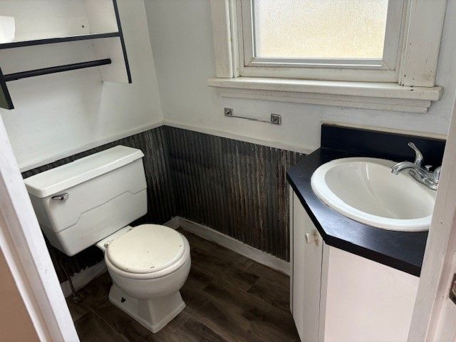 206 N Monroe Street, Prairie City, IA 50228