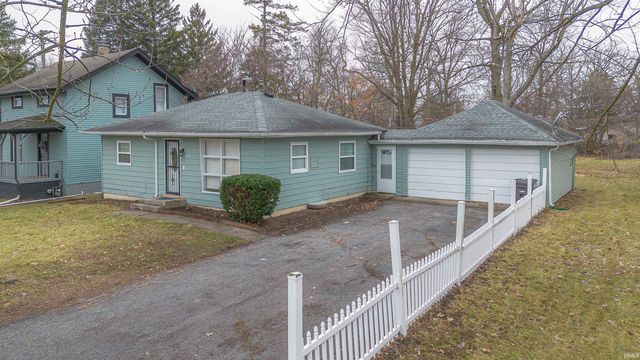 3827 Newport Avenue, Fort Wayne, IN 46805