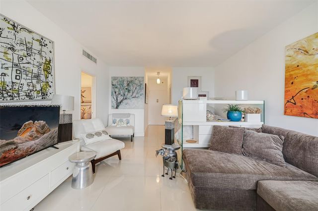 3 Island Ave 14A, Miami Beach, FL 33139