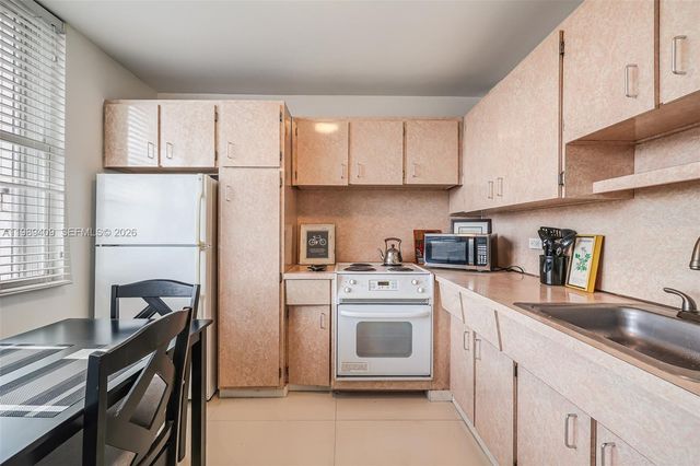 3 Island Ave 14A, Miami Beach, FL 33139