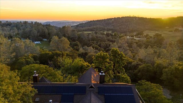 13983 Hidden Ridge Ct, Penn Valley, CA 95946