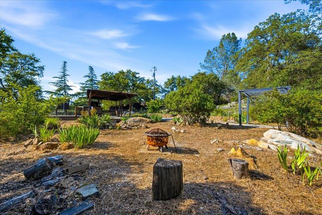 13983 Hidden Ridge Ct, Penn Valley, CA 95946