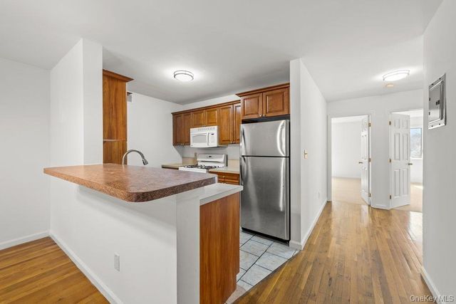 131 Pelhamdale Avenue, Mount Vernon, NY 10553