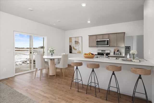 13540 W Crosswinds Ave, Airway Heights, WA 99001