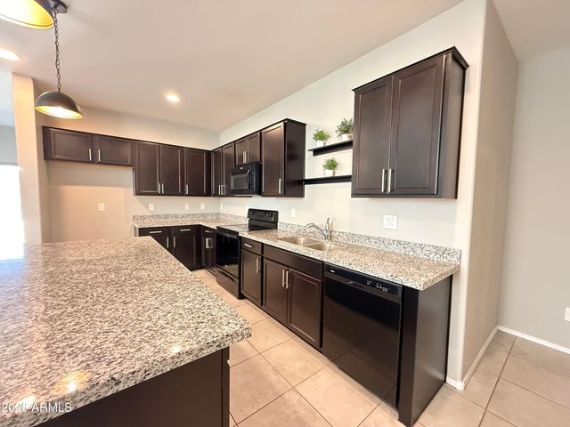 21570 W COCOPAH Street, Buckeye, AZ 85326