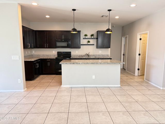 21570 W COCOPAH Street, Buckeye, AZ 85326