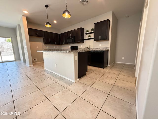 21570 W COCOPAH Street, Buckeye, AZ 85326