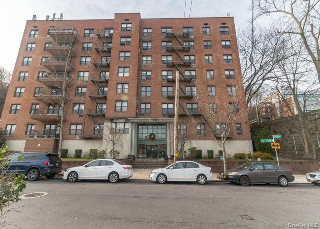 5235 Post Road 1B, Bronx, NY 10471 — exterior