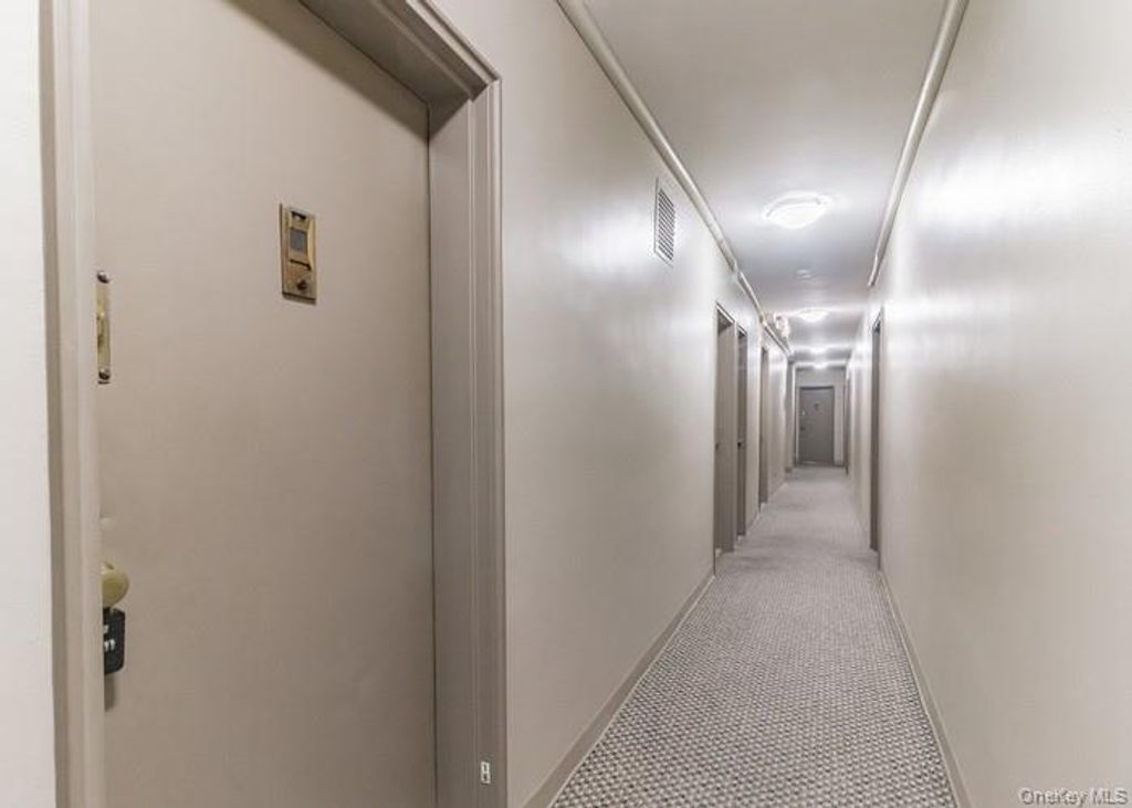 5235 Post Road 1B, Bronx, NY 10471 — photo 4
