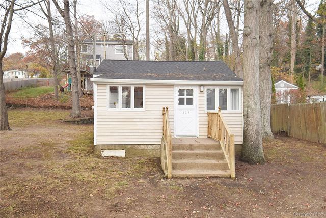 229 Locust Drive, Rocky Point, NY 11778