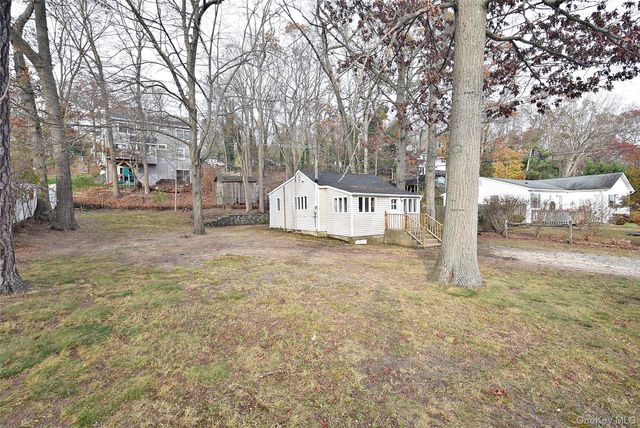 229 Locust Drive, Rocky Point, NY 11778