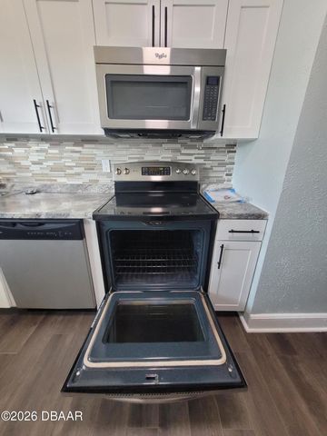 500 S Beach St Apt J4, Daytona Beach, FL 32114