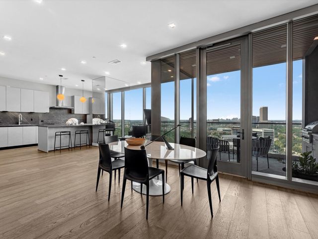 1711 Allen Parkway 2102, Houston, TX 77019