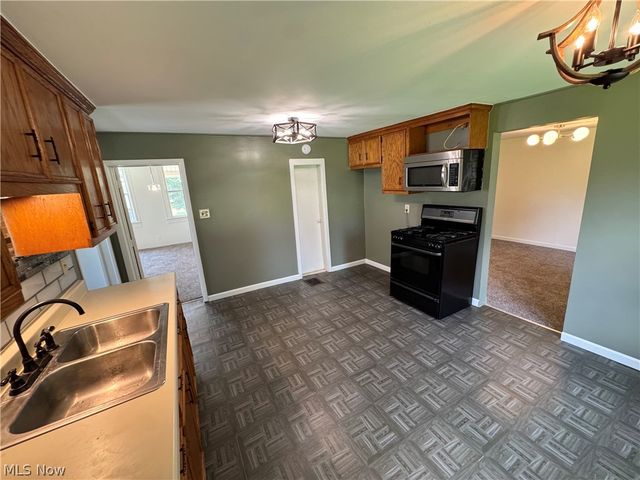 209 W Washington Street, Lisbon, OH 44432