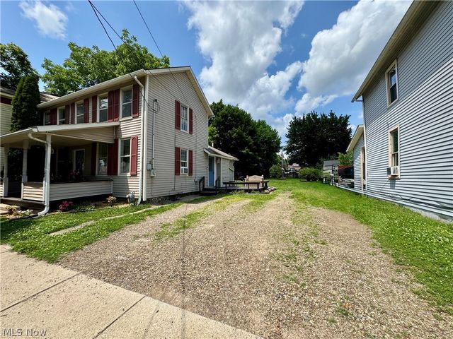 209 W Washington Street, Lisbon, OH 44432