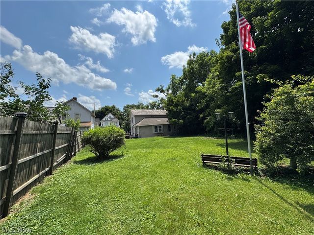 209 W Washington Street, Lisbon, OH 44432
