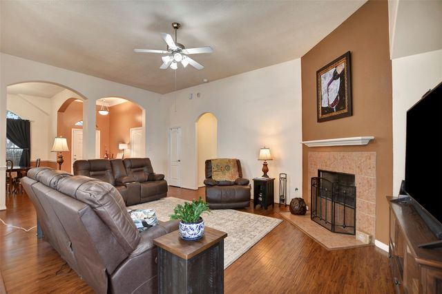 38114 E Sulphur Creek Drive, Magnolia, TX 77355