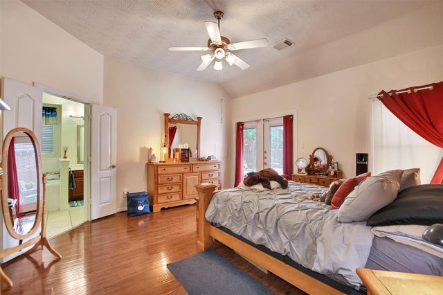 38114 E Sulphur Creek Drive, Magnolia, TX 77355