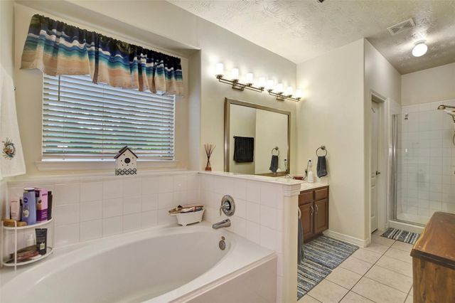 38114 E Sulphur Creek Drive, Magnolia, TX 77355