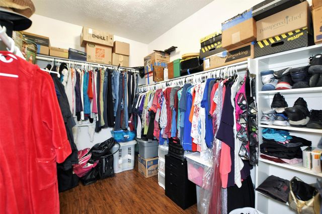 38114 E Sulphur Creek Drive, Magnolia, TX 77355