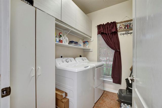 38114 E Sulphur Creek Drive, Magnolia, TX 77355