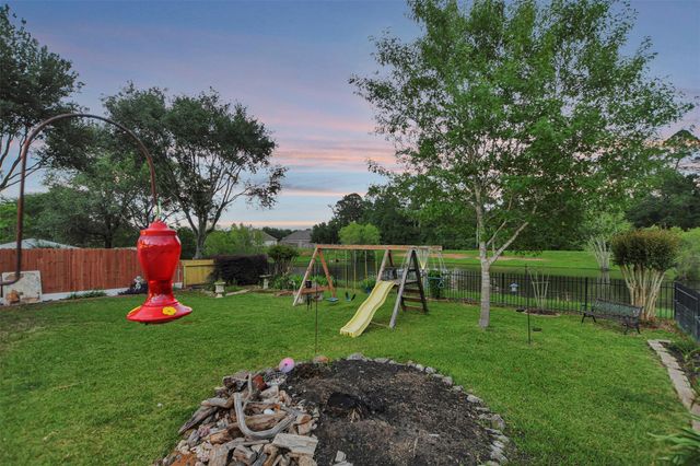 38114 E Sulphur Creek Drive, Magnolia, TX 77355