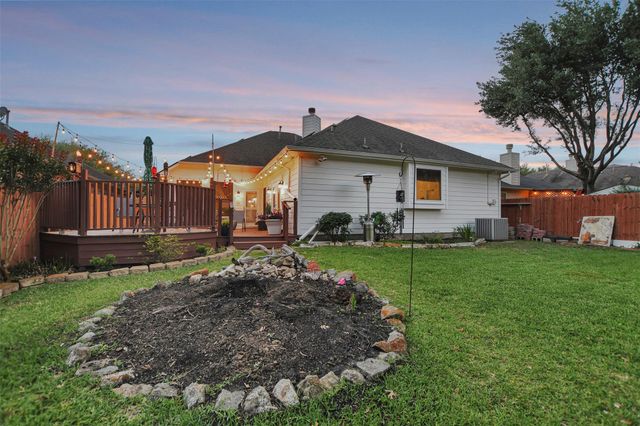 38114 E Sulphur Creek Drive, Magnolia, TX 77355