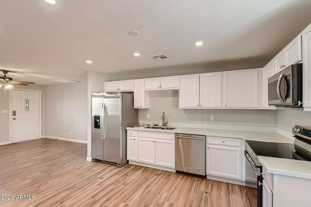3429 E BLANCHE Drive, Phoenix, AZ 85032