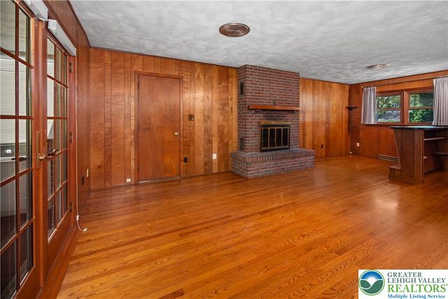 2530 Rosewood Drive, Hanover Twp, PA 18017
