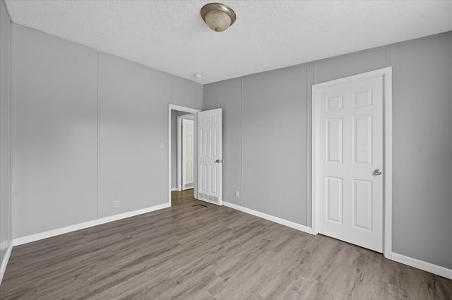 951 Lariat Lane, Mansfield, TX 76063