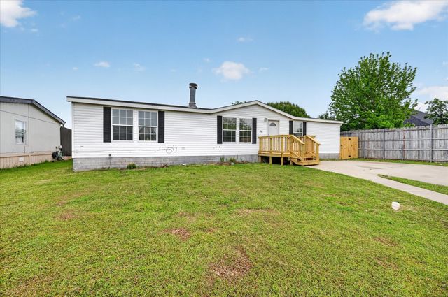 951 Lariat Lane, Mansfield, TX 76063