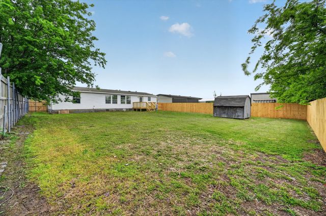951 Lariat Lane, Mansfield, TX 76063