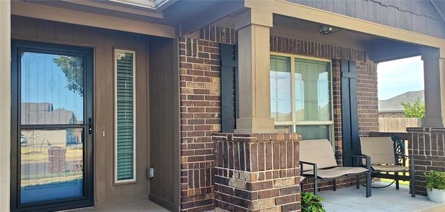 501 Parsons Drive, Yukon, OK 73099