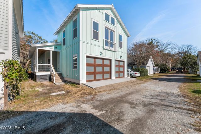 1013 11th Street, Port Royal, SC 29935