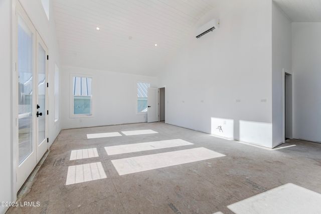 1013 11th Street, Port Royal, SC 29935