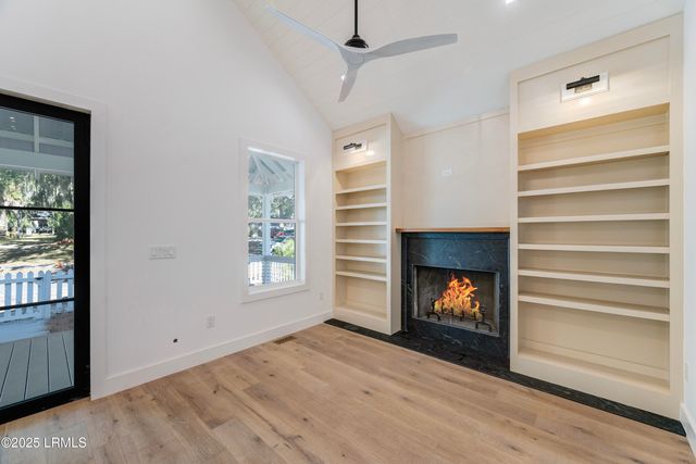 1013 11th Street, Port Royal, SC 29935