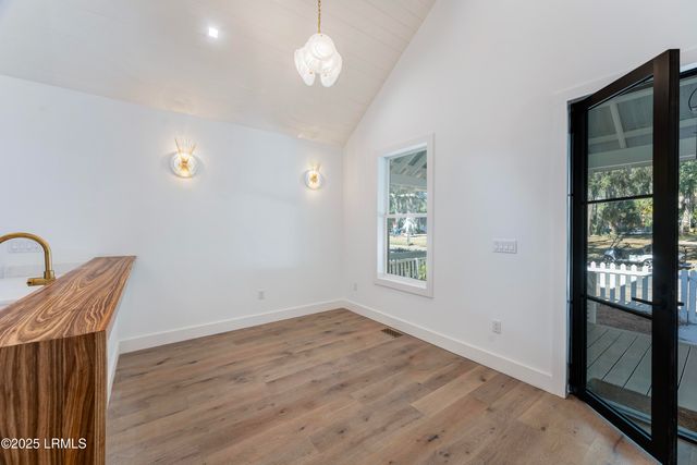 1013 11th Street, Port Royal, SC 29935