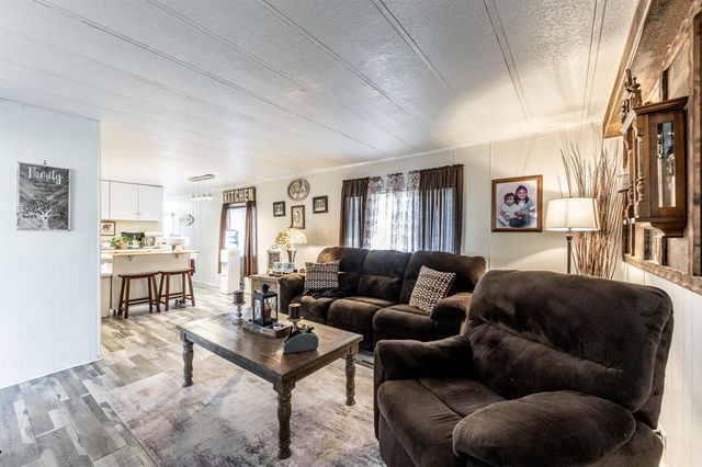19 Cormorant, Trinity, TX 75862
