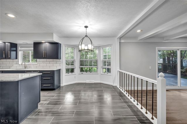1785 Holdens Arbor Run, Westlake, OH 44145