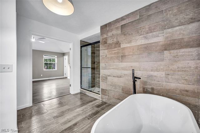 1785 Holdens Arbor Run, Westlake, OH 44145