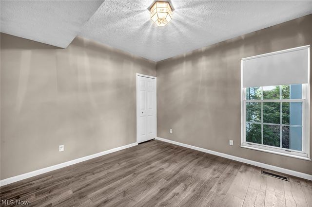 1785 Holdens Arbor Run, Westlake, OH 44145