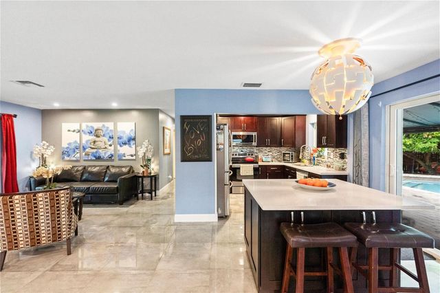 2501 NW 8th Avenue, Wilton Manors, FL 33311