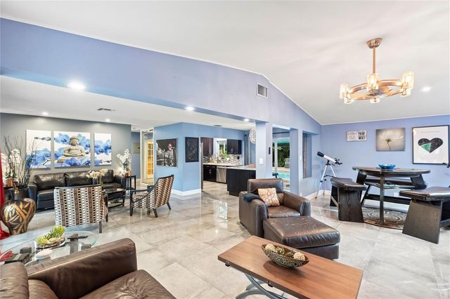 2501 NW 8th Avenue, Wilton Manors, FL 33311