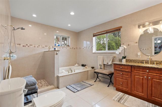 2501 NW 8th Avenue, Wilton Manors, FL 33311