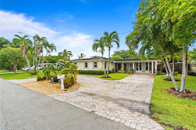 2501 NW 8th Avenue, Wilton Manors, FL 33311