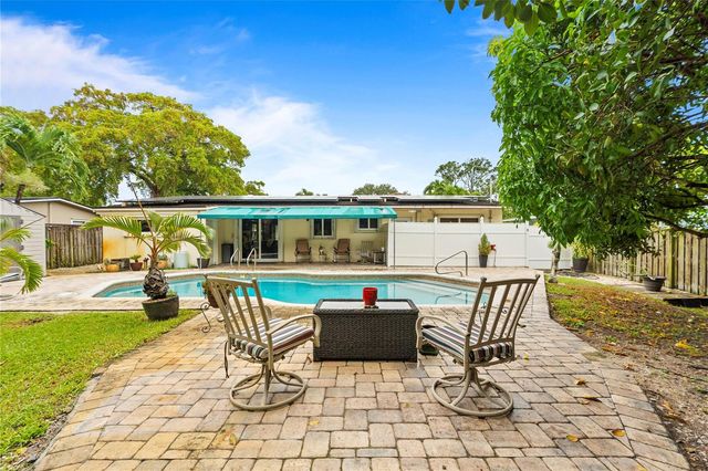 2501 NW 8th Avenue, Wilton Manors, FL 33311