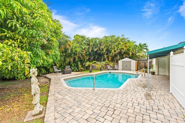 2501 NW 8th Avenue, Wilton Manors, FL 33311
