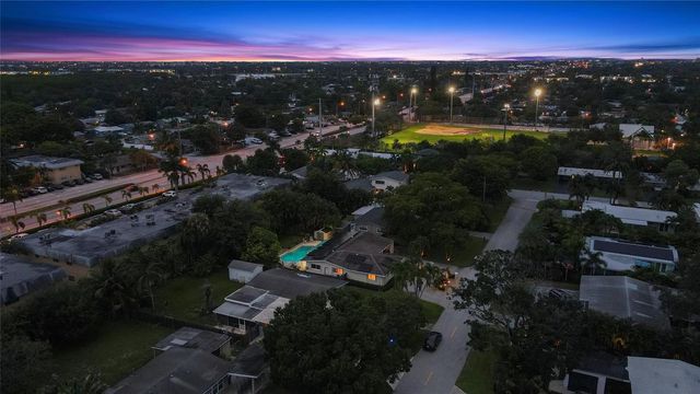 2501 NW 8th Avenue, Wilton Manors, FL 33311
