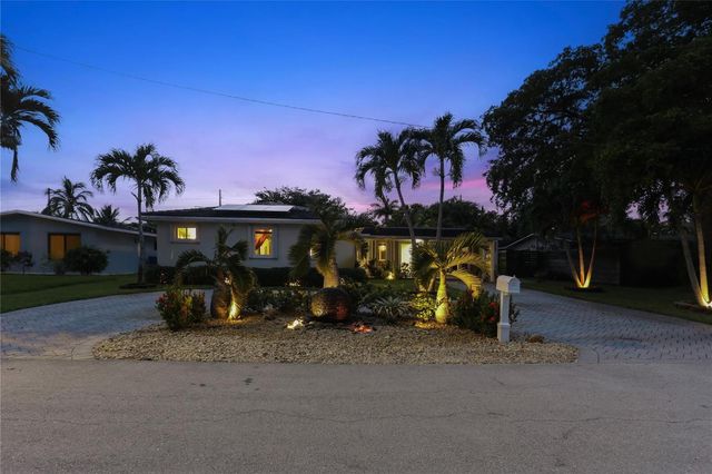 2501 NW 8th Avenue, Wilton Manors, FL 33311